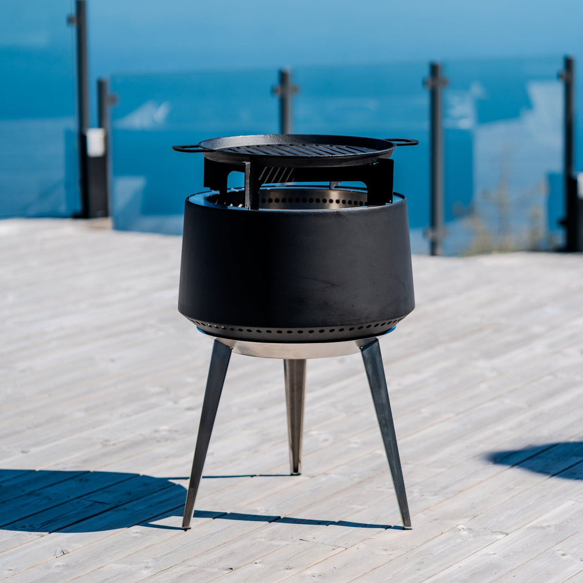 Set: Juna Pluss + deksel + gietijzeren grillrooster